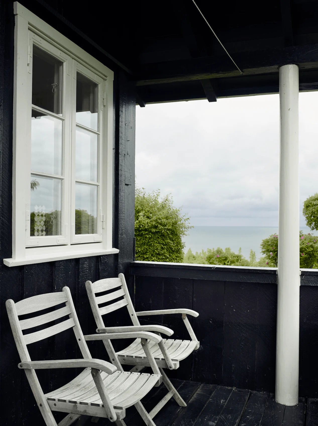 Selandia Armchair - Teak